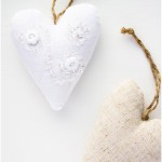 Decorated fabric hearts - by Craft & Creativity