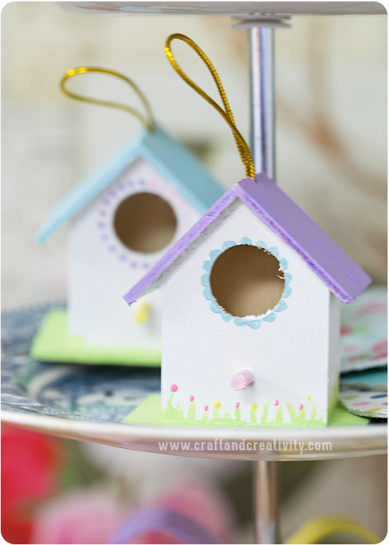 Painted miniature birdhouses - by Craft & Creativity