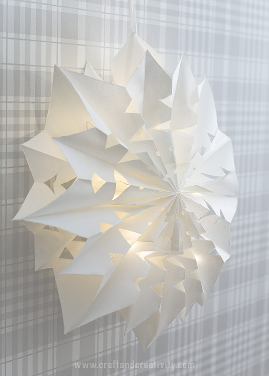 Paper bag Christmas stars - by Craft & Creativity