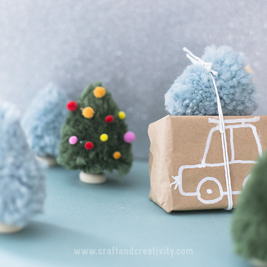 Pom pom Christmas trees - by Craft & Creativity